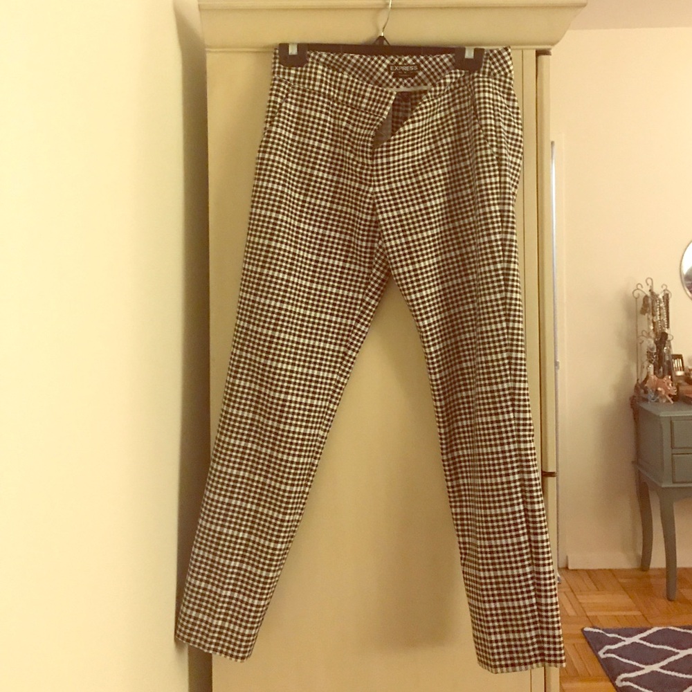 Black/white plaid columnist pants size 4 Express